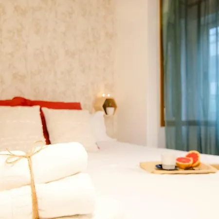 Gs Superb With Public Garage شقة