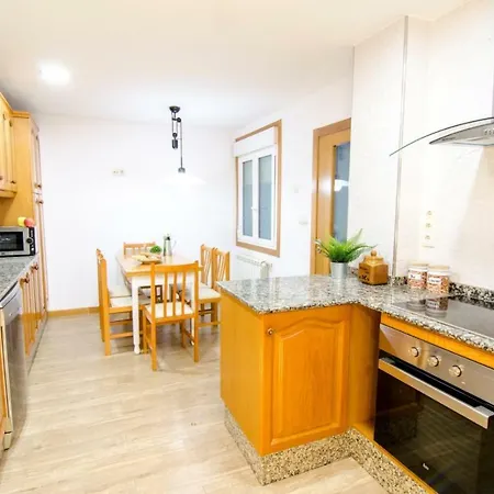 Apartment Gs Superb With Public Garage